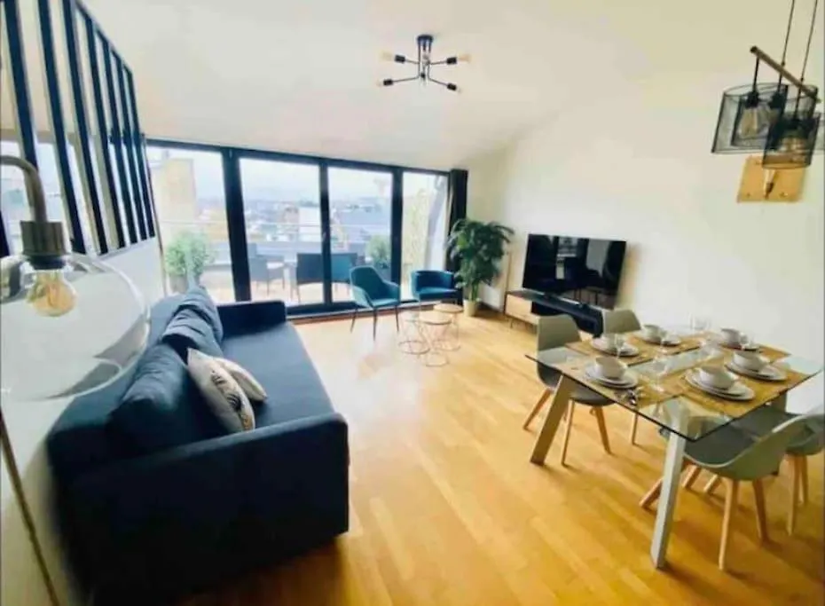 Penthouse In Luxembourg -Terrace公寓 0*,  卢森堡
